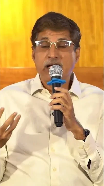 Picture of Malpani sir speaking what is Apni Prerna