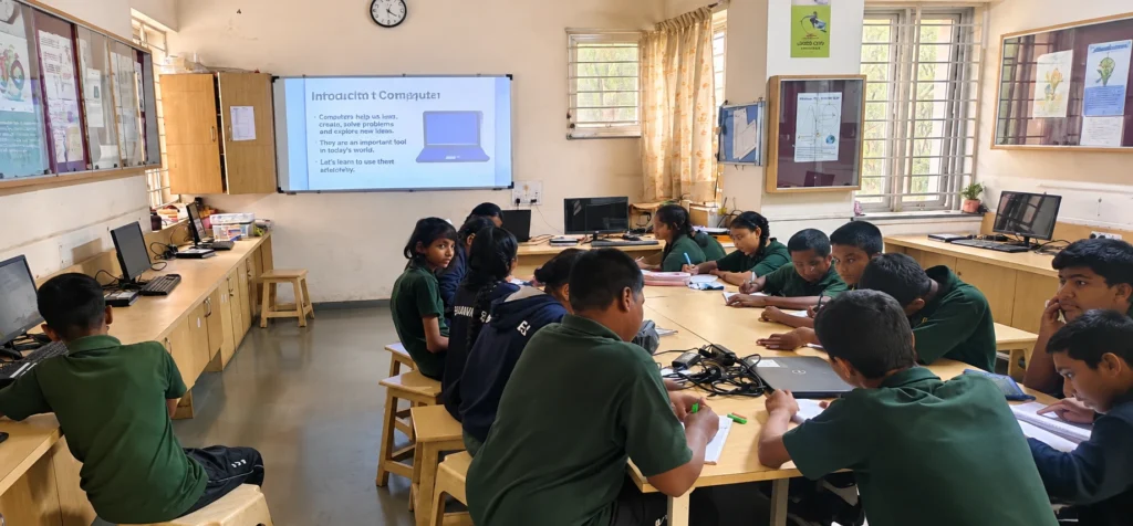 students learn with computer